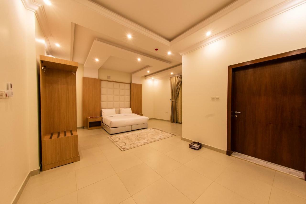 الفرحان بنده فندق الرياض